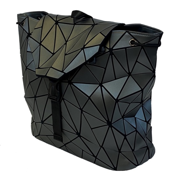 Silver Geometric Triangles Backpack  16w x13 h NEW - Picture 3 of 5